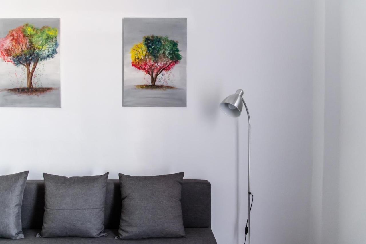 Minimalistic Apartment Petros Heraklion  Exterior photo